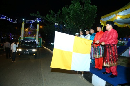 Puluhan Ribu Warga Salat ‘Id bersama Plt Bupati Rokan Hulu